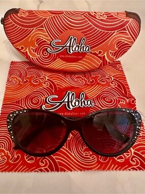 Aloha Eyes Bifocal Reader Sunglasses +2.00 Black Rhinestone Cat Eye w/ Case